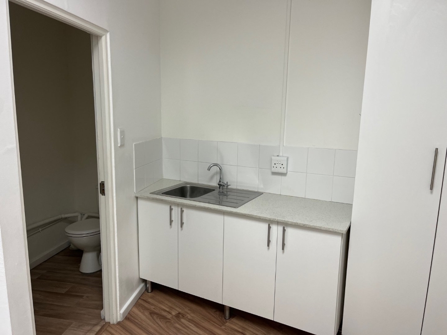To Let Commercial Property for Rent in Milnerton Ridge Western Cape